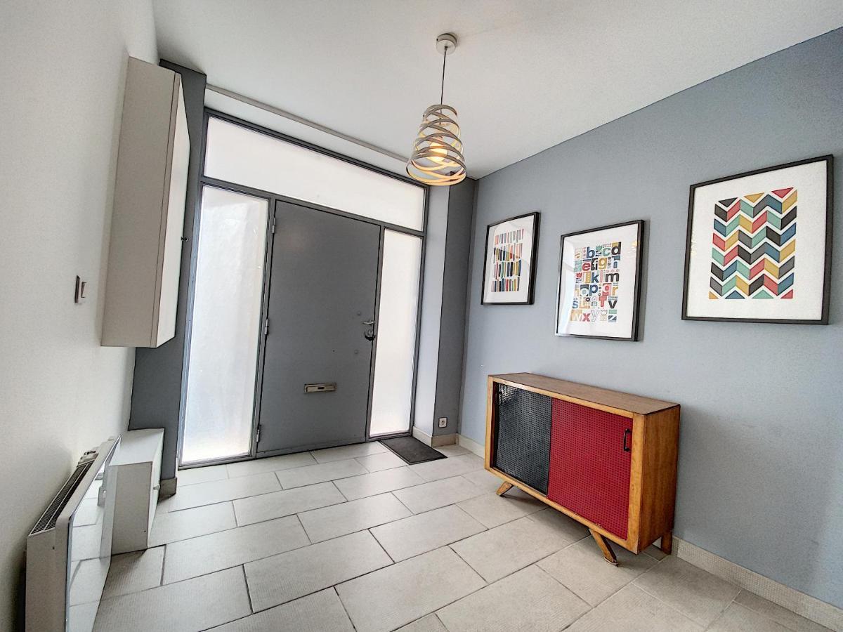 Maison 3 Chambres - Terrasse - Climatisation 10 Minutes A Pied Du Pont D'أفينيون المظهر الخارجي الصورة