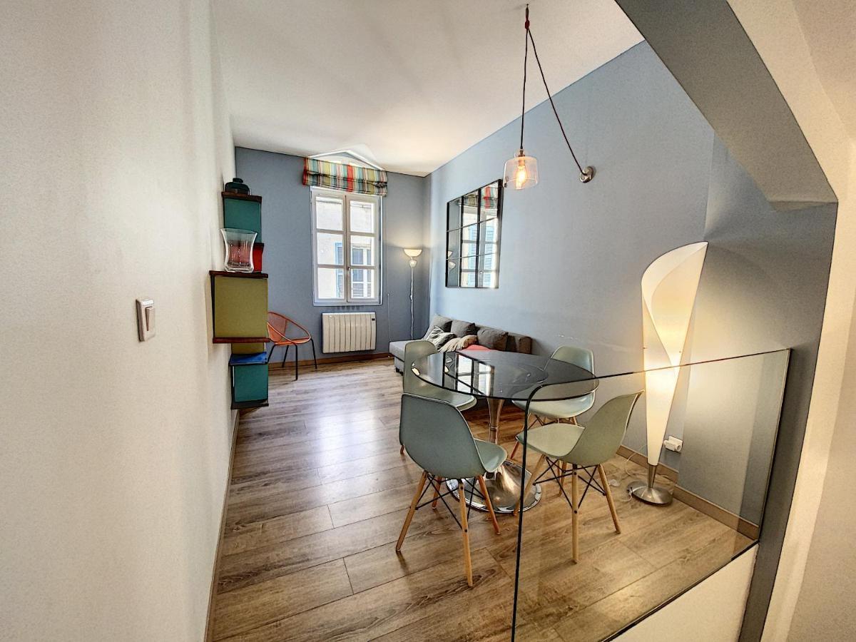 Maison 3 Chambres - Terrasse - Climatisation 10 Minutes A Pied Du Pont D'أفينيون المظهر الخارجي الصورة